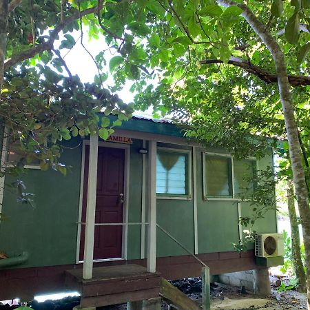 Lusia'S Lagoon Chalets Salelologa Екстериор снимка