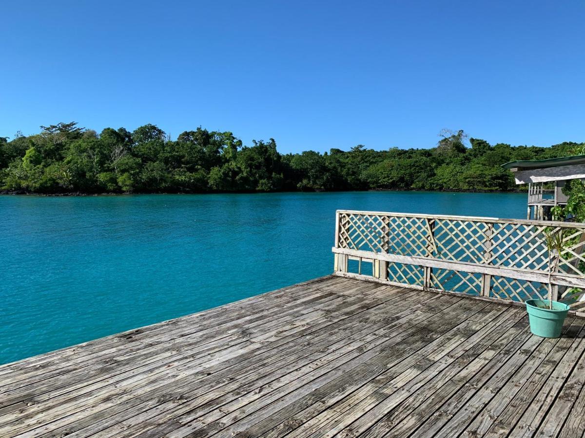 Lusia'S Lagoon Chalets Salelologa Екстериор снимка